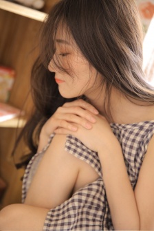 危险色诱