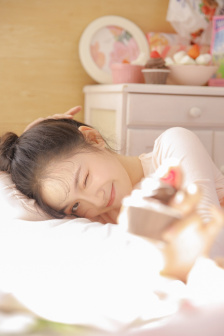 被老男人开嫩苞受不了了